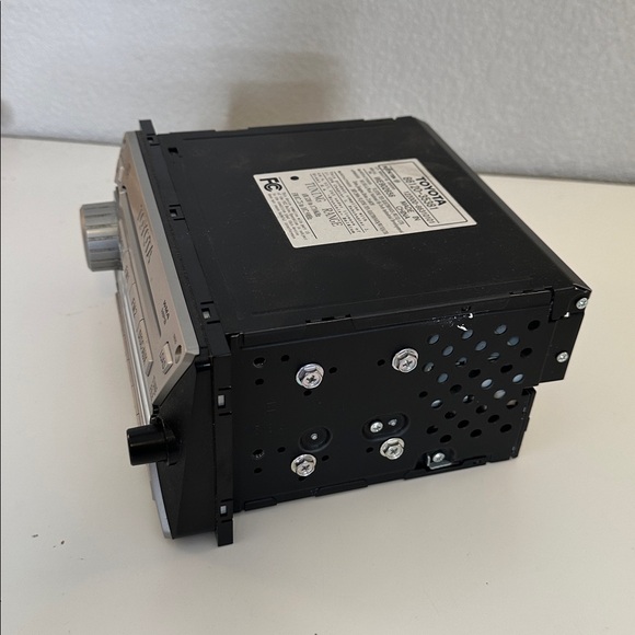 Toyota Factory Original 2007-2010 FJ Car Stereo MP3 6 Disk. CD 86120-36381 - Picture 4 of 6